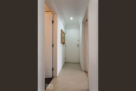 Entrada social de apartamento para alugar com 2 quartos, 54m² em Indianópolis, São Paulo