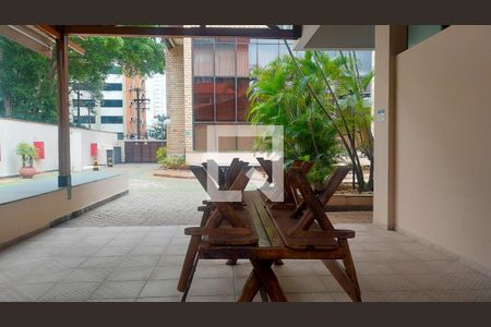 Studio para alugar com 25m², 1 quarto e 1 vaga Studio para alugar com 25m², 1 quarto e 1 vagaÁrea comum - Churrasqueira