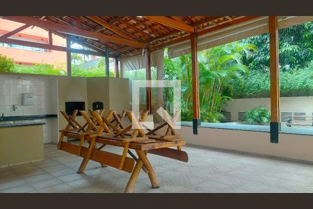 Studio para alugar com 25m², 1 quarto e 1 vaga Studio para alugar com 25m², 1 quarto e 1 vagaÁrea comum - Churrasqueira