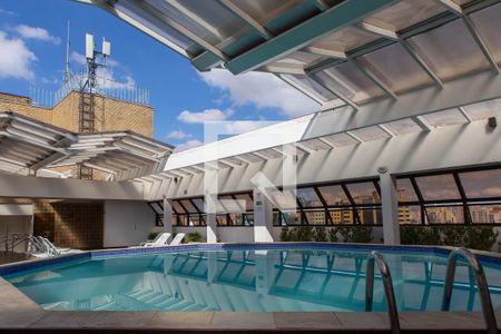 Studio para alugar com 25m², 1 quarto e 1 vaga Studio para alugar com 25m², 1 quarto e 1 vagaÁrea comum - Piscina