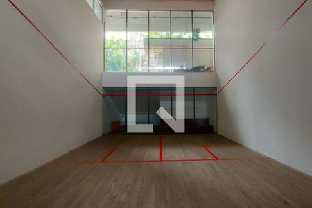 Studio para alugar com 25m², 1 quarto e 1 vaga Studio para alugar com 25m², 1 quarto e 1 vagaQuadra de squash