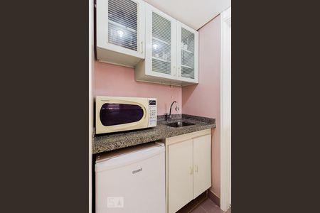 Cozinha de kitnet/studio para alugar com 1 quarto, 25m² em Moema, São Paulo