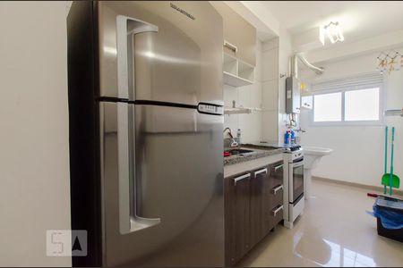 Cozinha de apartamento para alugar com 2 quartos, 60m² em Jardim Iracema, Barueri