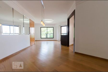 Sala de apartamento para alugar com 4 quartos, 133m² em Perdizes, São Paulo