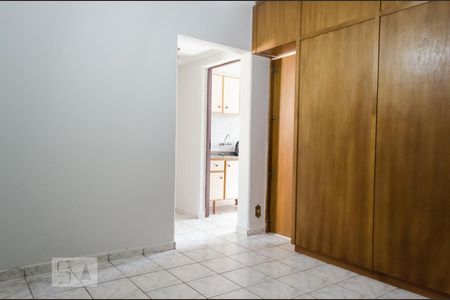 Sala de apartamento para alugar com 1 quarto, 35m² em Cambuí, Campinas