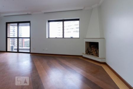 Apartamento à venda com 140m², 4 quartos e 3 vagasSala