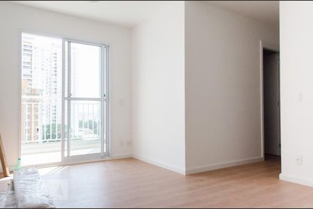 Sala de apartamento para alugar com 3 quartos, 68m² em Taquaral, Campinas