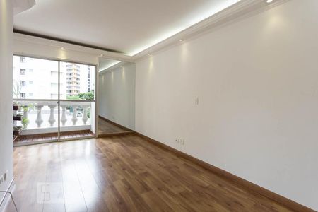 Sala de apartamento para alugar com 1 quarto, 50m² em Indianópolis, São Paulo