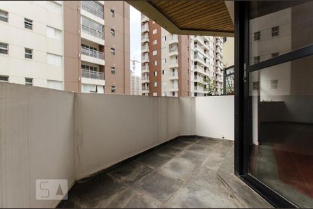 Apartamento à venda com 106m², 3 quartos e 2 vagasVaranda