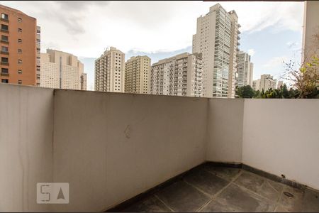 Sacada de apartamento à venda com 3 quartos, 106m² em Alphaville Industrial, Barueri