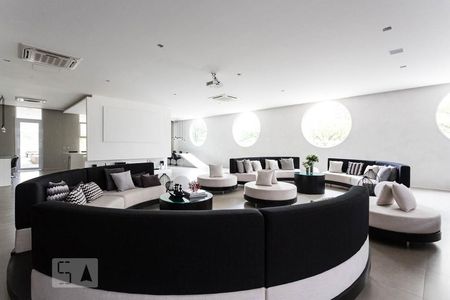 Studio para alugar com 50m², 1 quarto e 1 vaga Studio para alugar com 50m², 1 quarto e 1 vagaSalão de festas