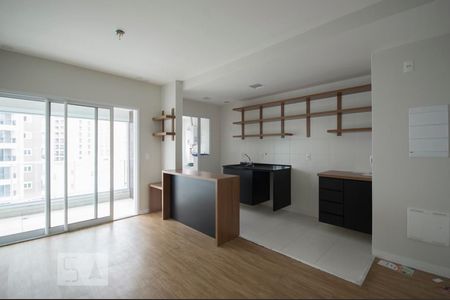 Sala/Cozinha de apartamento para alugar com 1 quarto, 50m² em Campo Belo, São Paulo