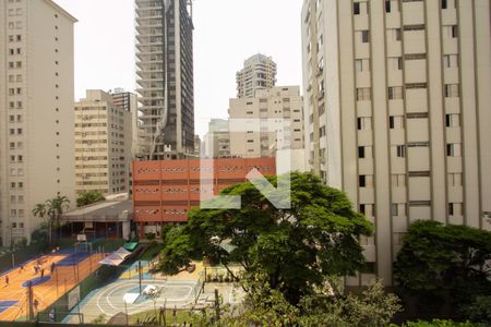 Vista de apartamento à venda com 4 quartos, 200m² em Itaim Bibi, São Paulo