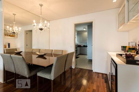Sala de apartamento à venda com 3 quartos, 130m² em Cidade Monções, São Paulo