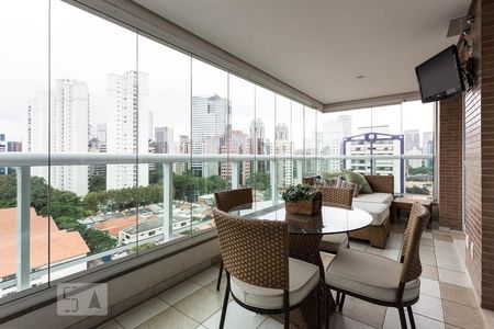 Varanda gourmet de apartamento à venda com 3 quartos, 130m² em Cidade Monções, São Paulo