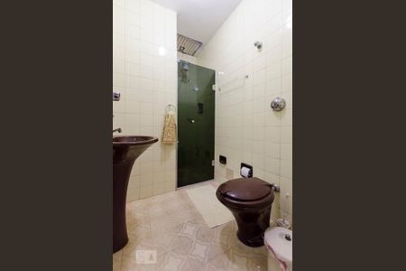 Banheiro de apartamento à venda com 3 quartos, 110m² em Vila Pompéia, São Paulo