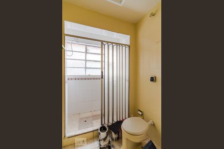 Banheiro de kitnet/studio para alugar com 1 quarto, 44m² em Centro, São Paulo
