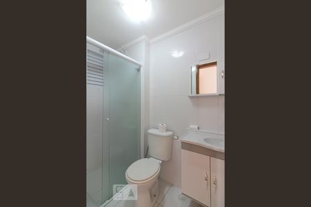 Banheiro de apartamento para alugar com 2 quartos, 50m² em Vila Floresta, Santo André