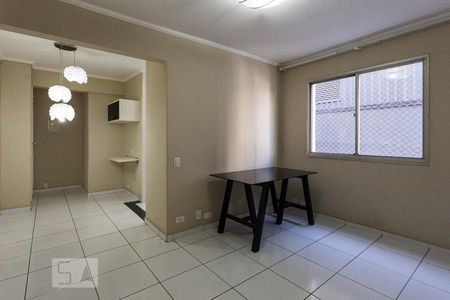 Apartamento para alugar com 40m², 1 quarto e 1 vagaSala