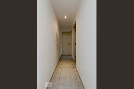 Corredor de apartamento para alugar com 2 quartos, 47m² em Vila Andrade, São Paulo