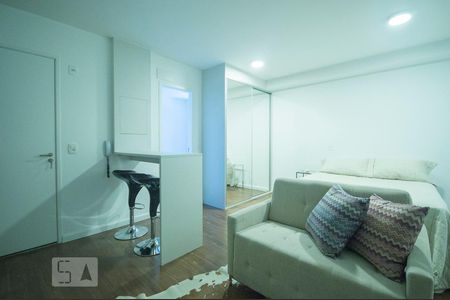 Sala/Suíte de kitnet/studio para alugar com 1 quarto, 40m² em Santo Amaro, São Paulo