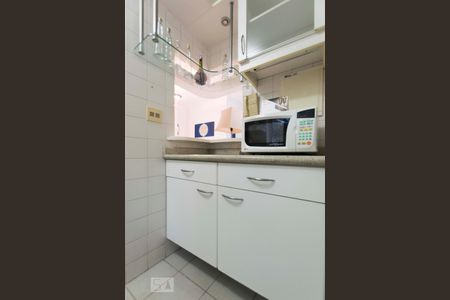 1o. Andar - Cozinha (Armários) de apartamento à venda com 2 quartos, 78m² em Indianópolis, São Paulo