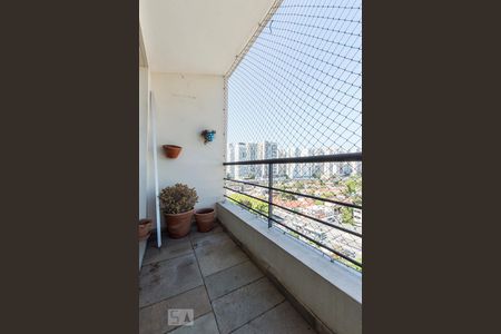 Apartamento para alugar com 120m², 3 quartos e 3 vagasVaranda