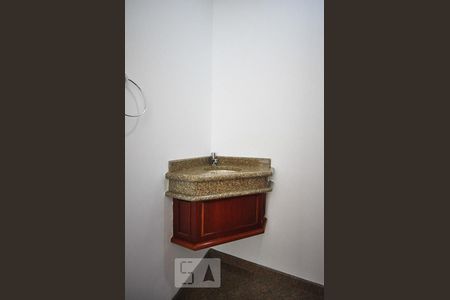 lavabo de apartamento para alugar com 3 quartos, 130m² em Parque Bairro Morumbi, São Paulo
