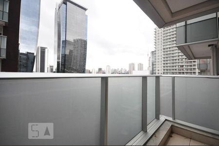 varanda de kitnet/studio para alugar com 1 quarto, 36m² em Santo Amaro, São Paulo