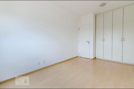 Quarto de apartamento à venda com 1 quarto, 50m² em Alphaville Residencial Um, Barueri