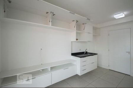 Sala/Cozinha de apartamento à venda com 1 quarto, 48m² em Santo Amaro, São Paulo