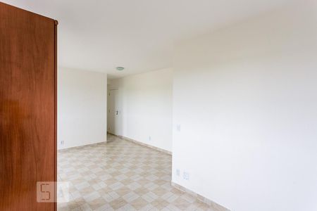 Sala e quarto de apartamento para alugar com 1 quarto, 35m² em Quinta da Paineira, São Paulo