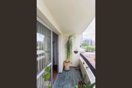 Varanda de apartamento à venda com 3 quartos, 80m² em Vila Olímpia, São Paulo