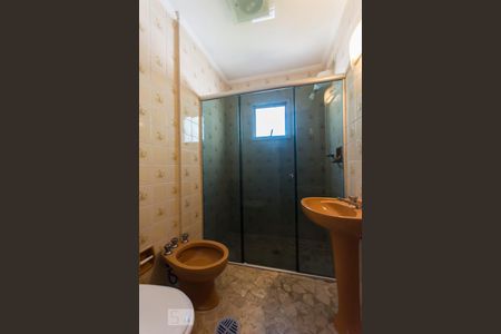 Banheiro de apartamento para alugar com 2 quartos, 65m² em Vila Olímpia, São Paulo