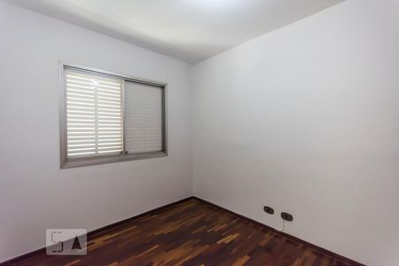 Quarto de apartamento para alugar com 2 quartos, 65m² em Vila Olímpia, São Paulo