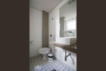 Banheiro de apartamento à venda com 2 quartos, 95m² em Jardim Paulista, São Paulo