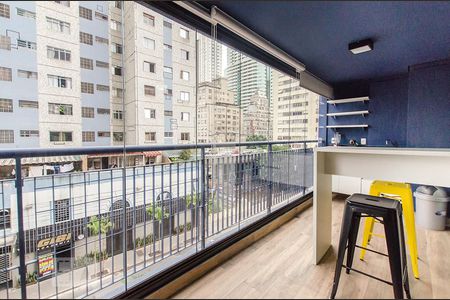 Varanda de kitnet/studio para alugar com 1 quarto, 55m² em Bela Vista, São Paulo