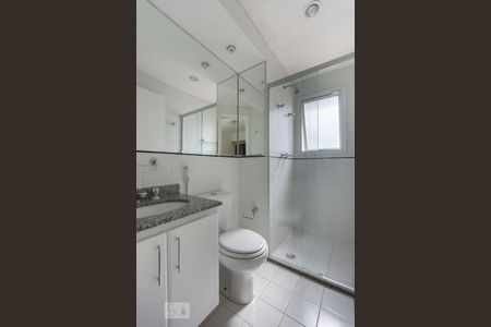Banheiro Suite de apartamento para alugar com 1 quarto, 48m² em Vila Olímpia, São Paulo