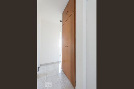 Corredor dos quarto de apartamento à venda com 3 quartos, 80m² em Jardim das Laranjeiras, São Paulo