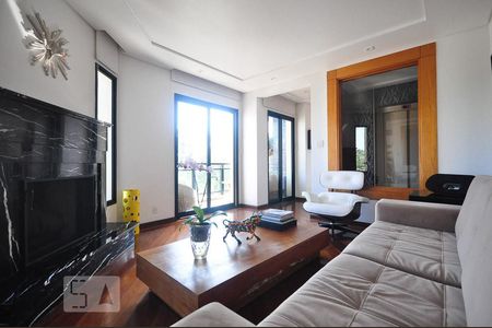 sala de apartamento para alugar com 3 quartos, 170m² em Vila Suzana, São Paulo
