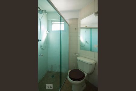 Banheiro de apartamento para alugar com 1 quarto, 36m² em Planalto Paulista, São Paulo
