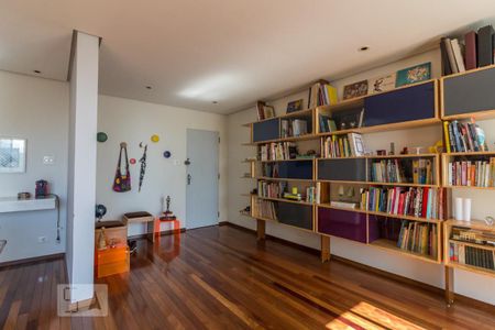 Sala de apartamento à venda com 2 quartos, 150m² em Bela Vista, São Paulo