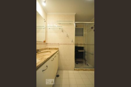 Banheiro de apartamento para alugar com 3 quartos, 86m² em Vila Progredior, São Paulo