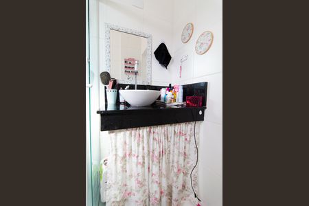 Banheiro de apartamento para alugar com 2 quartos, 70m² em Cambuí, Campinas