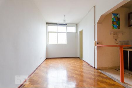 Sala de kitnet/studio à venda com 1 quarto, 38m² em Centro, Campinas