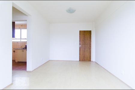 Sala de apartamento para alugar com 1 quarto, 54m² em Centro, Campinas