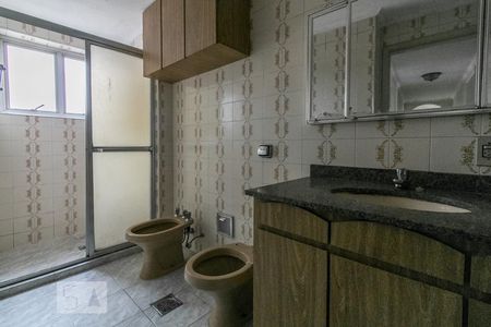 Banheiro de apartamento à venda com 3 quartos, 70m² em Centro, Santo André