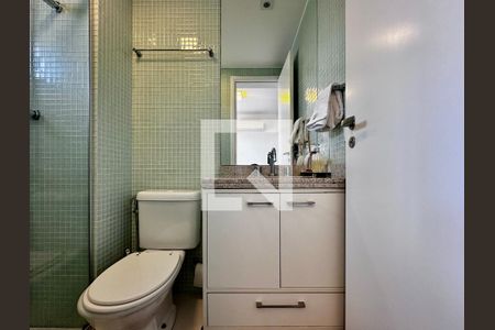 Apartamento à venda com 150m², 3 quartos e 2 vagas Apartamento à venda com 150m², 3 quartos e 2 vagasBanheiro Suíte 2