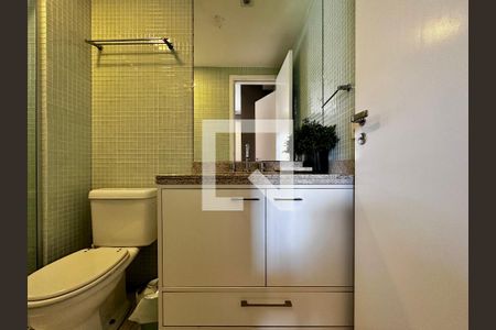 Apartamento à venda com 150m², 3 quartos e 2 vagas Apartamento à venda com 150m², 3 quartos e 2 vagasBanheiro Suíte 3