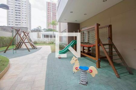 Apartamento à venda com 150m², 3 quartos e 2 vagas Apartamento à venda com 150m², 3 quartos e 2 vagasPlayground